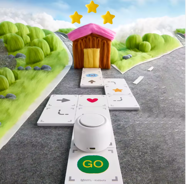 Magnetic Coding Robot – Starter Set (Ages 3+)